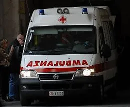 Auto precipita da viadotto sulla Pa-Ct: grave una donna e giallo su disperso