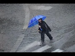 Allerta meteo in 11 regioni, c'&egrave; anche la Sicilia