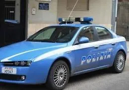 Villaggio Mos&egrave;: ubriaco aggredisce due poliziotti