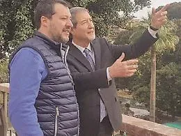 Lo &ldquo;sbarchino&rdquo; delle camicie verdi da Tradate a Furci (bacioni a D&rsquo;Alia)