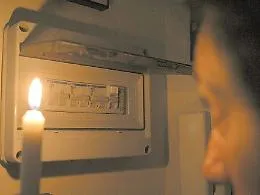 Tutti col climatizzatore acceso !
E cos&igrave; Catania rest&ograve; senza luce