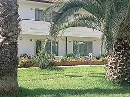 Covid hotel, i contagiati &ldquo;isolati&rdquo; a casa e le strutture vuote
