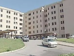 Medico dell'ospedale di Sciacca si barrica dentro la stanza per sfuggire alle ire di un parente di una degente