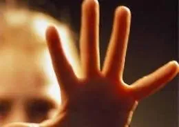 Palermo, 17enne abusata in garage
da "branco" di quattro minorenni: 
due arrestati, gli altri 2 in comunit&agrave;