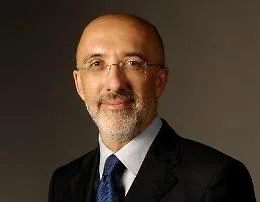 Non reintegr&ograve;  Dg dell'Universit&agrave;, assolto ex rettore Pignataro