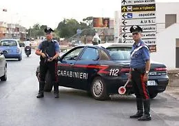 Castelvetrano, ruba e appicca fuoco in casa della ex moglie alla vigilia di Natale