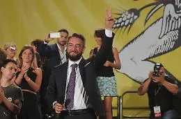 E' Cancelleri il candidato del M5S alla Regione