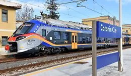 Consegnato a Catania un nuovo treno Pop: &laquo;Aiuter&agrave; ad aumentare i passeggeri&raquo;