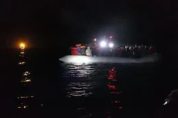 Migranti, ondate di partenze dalla Libia: prossimi sbarchi in Sicilia