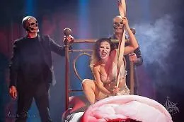 Arriva a Catania il Paranormal Circus: horror, illusionismo e velature sexy per uno show da brividi