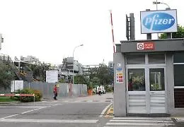 Catania, i sindacati chiedono alla Pfizer lo stop dopo la morte del dipendente per coronavirus