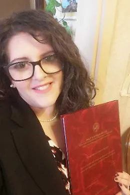 Coronavirus, Viviana Barone prima laureata a Catania dal salotto di casa