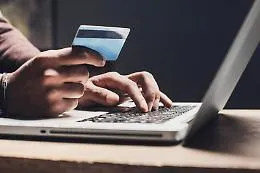 False assicurazioni vendute on line a tre licatesi: denunce della Polizia