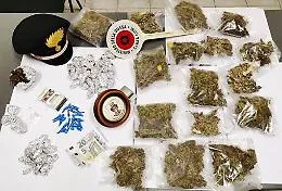 Giarre, il frigorifero nel casolare abbandonato per conservare la droga