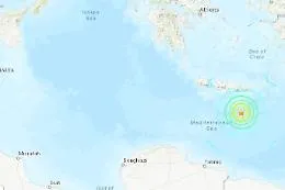 Forte terremoto a Creta, diramato un allarme tsunami