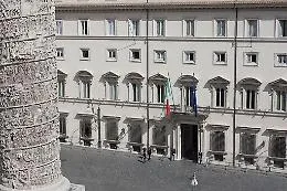 Coronavirus, Fase 2: pizzerie, ristoranti e congiunti, ecco le faq del Governo