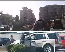 Catania: semafori di nuovo invasi dai lavavetri