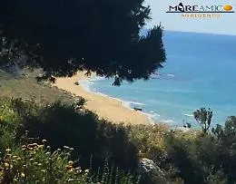 Gli sbarchi non si contano pi&ugrave;: oggi, uno fantasma, a Torre Salsa