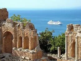 Covid, Musumeci spera in apertura tra Regioni per accogliere i turisti