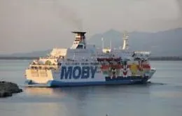 Migranti, tampone negativo, autorizzato il trasbordo sulla Moby Zaza di 211 persone