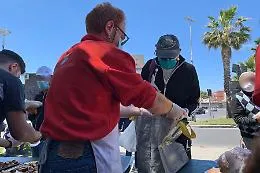 Catania, la crisi si fa sentire: la Caritas serve 400 pasti al giorno
