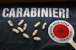 Caltanissetta, nello stomaco dieci ovuli con 108 grammi di cocaina
