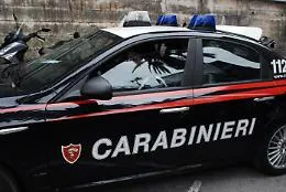 Capo d'Orlando, va in aiuto di una donna e viene accoltellato in pizzeria



e viene accoltellato in pizzeria