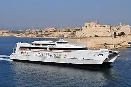 Pozzallo, il catamarano del mattino da Malta senza controlli, quello della sera s&igrave;
