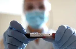 Coronavirus, donna incinta positiva a Gela partorisce a Catania: negativi lei e il beb&egrave;