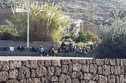 Migranti, una ventina di tunisini arrivano  a Pantelleria su due barchini