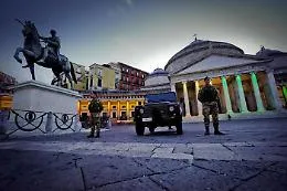 Covid, cambio di colore per 5 regioni: Campania e Toscana in "rosso"