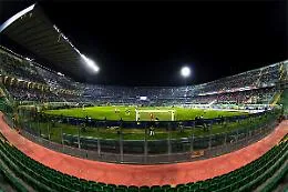 Palermo, tre tifosi entrano al "Barbera" per seguire partita: denunciati