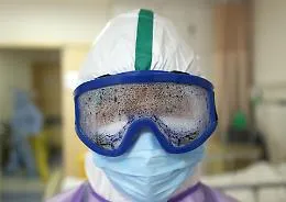 Catania, la notte (senza Natale) in ospedale: uno sguardo come terapia di speranza