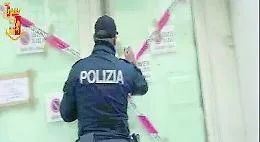 Cibi scaduti e locali sequestrati a Catania: i controlli non si fermano
