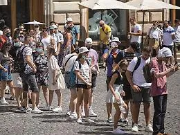 Sicilia, c&rsquo;era una volta il &ldquo;tutto esaurito&rdquo;: &laquo;Non basta Ferragosto&raquo;