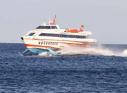 Coronavirus, i sindaci delle Eolie: &laquo;Controlli medici prima di raggiungere le isole&raquo;