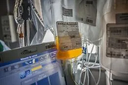 Riflettori su cura plasma, ma la comunit&agrave; scientifica frena