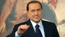 Incendio Messina,  il gesto eroico di Francesco colpisce Berlusconi: &laquo;Intitolategli una scuola&raquo;