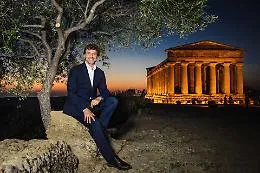 Alberto Angela batte ancora Maria De Filippi