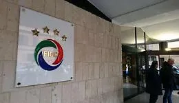 Il calcio caos &egrave; diventato una follia: il Catania rischia di tornare in campo a dicembre