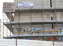 Catania, &laquo;non ci pagano da 5 mesi, stop ai lavori nella "Torre Leone"&raquo;
