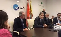 Aeroporti, Musumeci: &laquo;In Sicilia sei scali e sei gestioni sono un paradosso&raquo;
