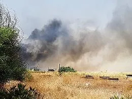Incendi nel Siracusano, traffico deviato lungo la Ss 114 e fenicotteri a rischio