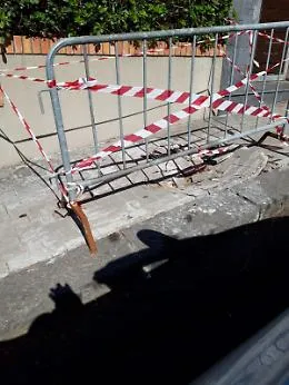 Trecastagni, Corso Europa: marciapiede pericoloso