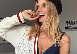 La svolta sexy di Filippa Lagerb&auml;ck: &laquo;Ma non abituatevi troppo&raquo;