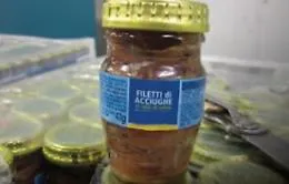 Sciacca, acciughe sott'olio vendute come siciliane erano contraffatte