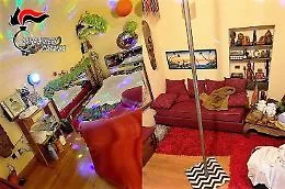 Catania, la casa a luci rosse di una 50enne: c'era anche la &laquo;lap dance&raquo;