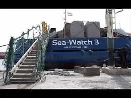SeaWatch, il monito del parroco di Lampedusa
&laquo;Fede non sia mera ostentazione di simboli&raquo;