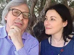 Gabriella, "vedova" (inconsolabile) di Sgarbi: &laquo;Sicilia, hai perso il tuo innamorato pi&ugrave; pazzo&raquo;