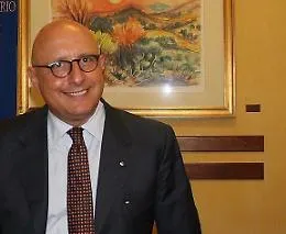 &laquo;Ha detto che i grillini sono il cancro della politica. Armao si scusi con 11 milioni di italiani&raquo;